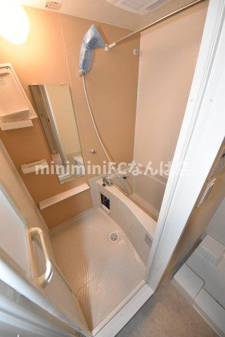 ミラージュパレス難波グランツの浴室