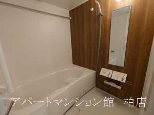 グランディール柏の葉の浴室|同施工会社、同型タイプです