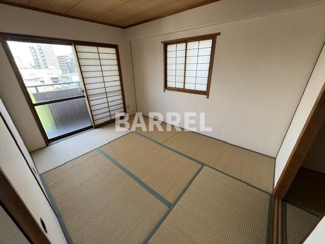 ハイツフルカワの和室