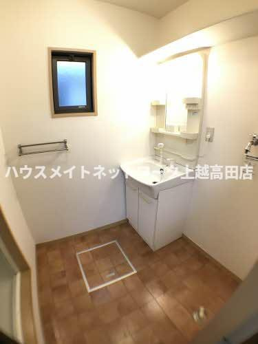 フォンテーヌの独立洗面台|洗髪洗面化粧台