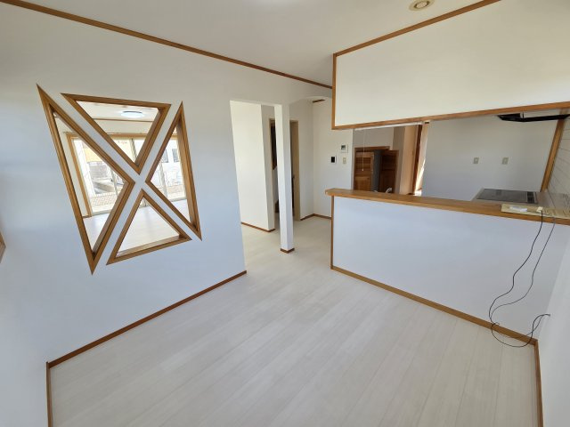 桐生市相生町　中古住宅の居間・リビング