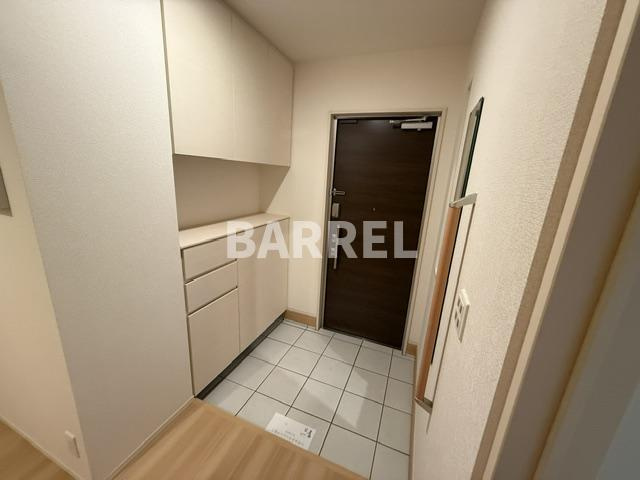 グランテラス千里中央の玄関