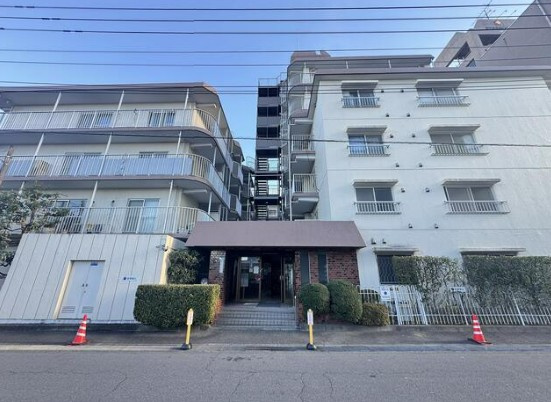 【中古マンション】ニューライフマンション鶴ヶ島の外観