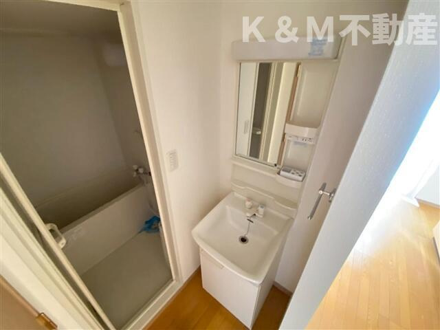 ヴランドール柏中央の独立洗面台|独立洗面台、朝の身支度には欠かせません