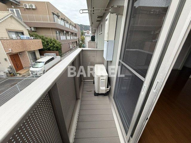 カメリアのバルコニー
