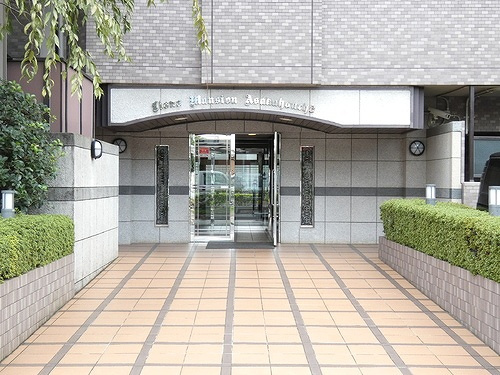 ライオンズマンション朝霞本町のエントランス|マンション入り口