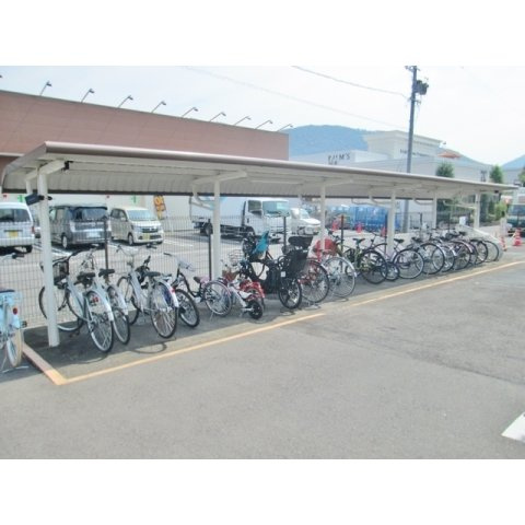カーサ長良パークのその他|駐輪場