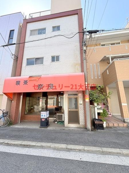 小林マンションの外観