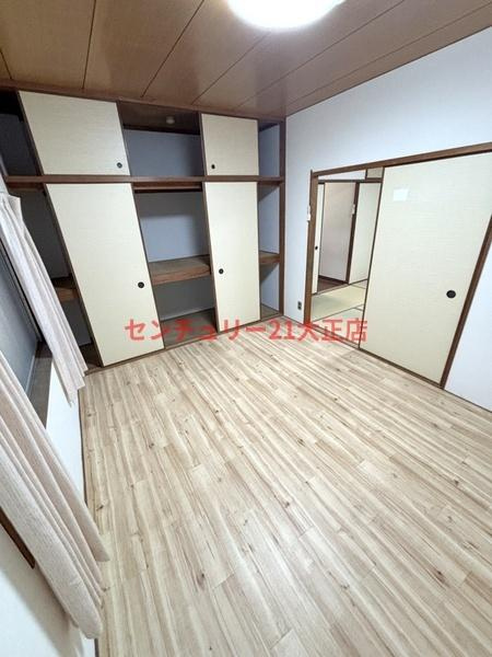 小林マンションの洋室