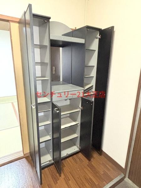 小林マンションの収納