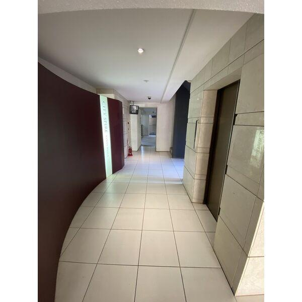 CITY SPIRE難波WEST2のエントランス