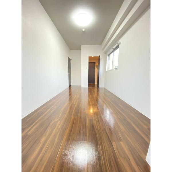 CITY SPIRE難波WEST2の洋室