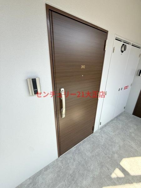 スプランディッド弁天町DUEの玄関