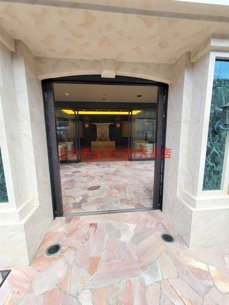 プレジオ弁天町EUROのエントランス