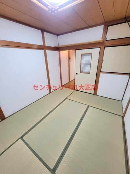 小林西２丁目車庫付きテラスのバルコニー