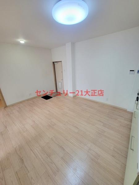 おきナニワん‐ハイツの玄関
