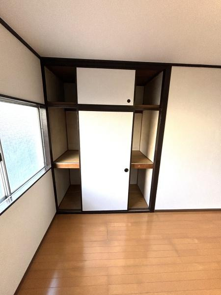西浜マンションの洋室