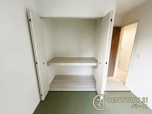 生駒市仲之町　／一戸建の収納|■現地撮影写真■和室にも便利な収納スペースを完備！