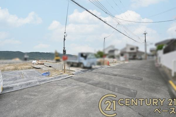クレイドルガーデン若葉台 ４号棟 ／新築一戸建の前面道路含む現地写真|■現地撮影写真■ 前面道路は６ｍ以上と広くゆったりしています！