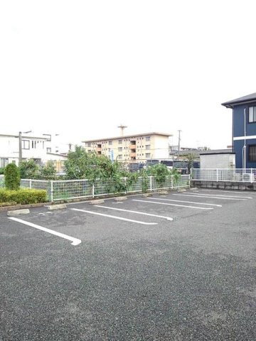 プリート・ヴィオラＡの駐車場
