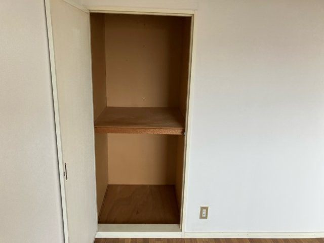 ウエストハイツBの収納