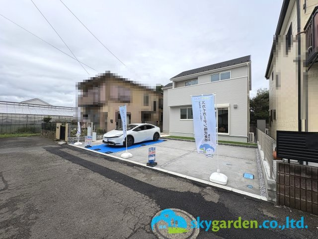 藤沢市長後01期 新築戸建て全1棟の前面道路含む現地写真