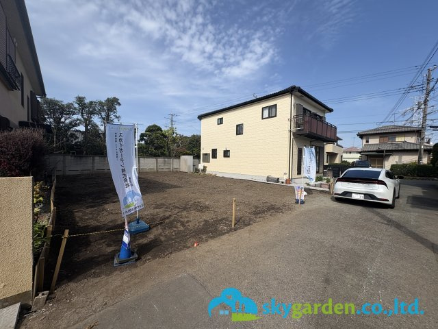 藤沢市長後01期 新築戸建て全1棟の前面道路含む現地写真|前面道路含む現地写真です