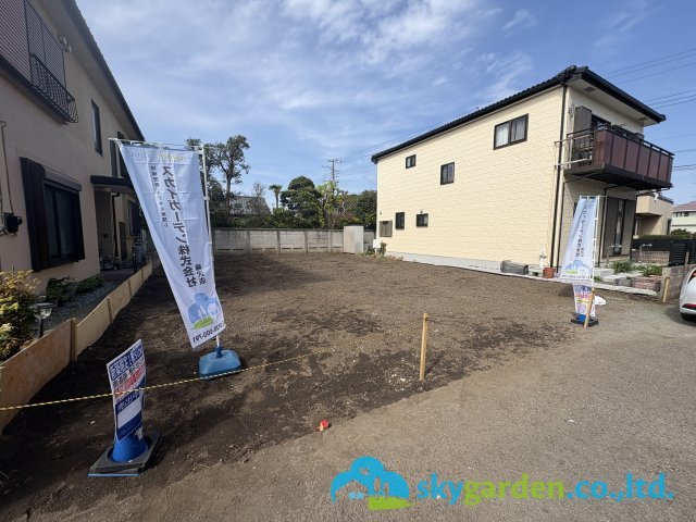 藤沢市長後01期 新築戸建て全1棟の前面道路含む現地写真|前面道路含む現地写真です