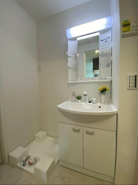 ＫＥＩＡＩ　ＲＥＳＩＤＥＮＣＥ　豊四季の洗面所