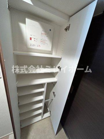 エスティメゾン大森の玄関