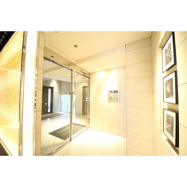 ハーモニーレジデンス門前仲町の内装|明るい色調の室内です