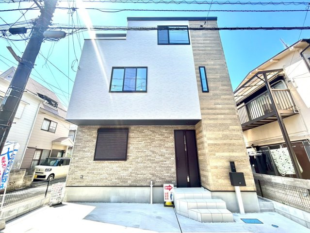 新座市栄５丁目　新築一戸建　西武池袋線　大泉学園の外観：施工例|こちらは同仕様のモデルハウスの写真です。完成時のイメージとしてご参考ください。
