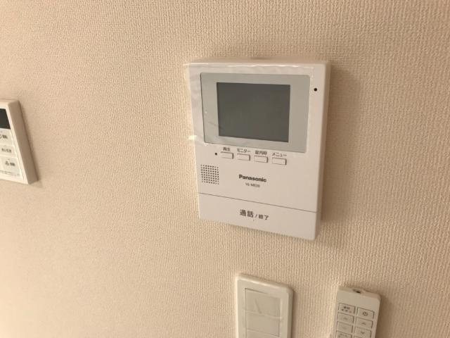 アヴァンティＦの内装|カメラ付インターホン
