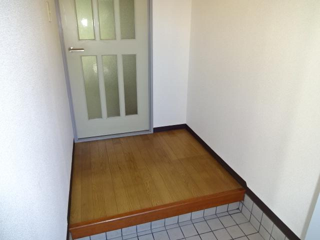 グランローゼなかにしの玄関|玄関
