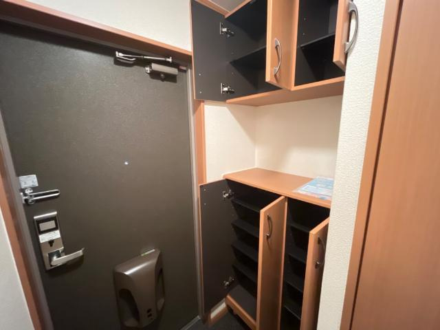 ベルジュⅠ番館の収納|下駄箱