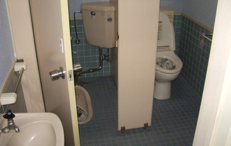 2026/4/2新価格　戸建　高山市桐生町　680万　2026/2/19新価格のトイレ