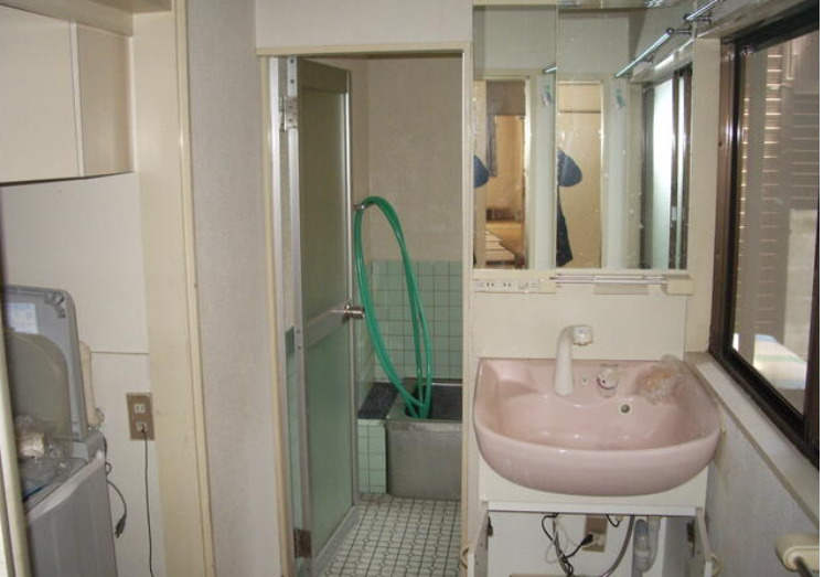 2026/4/2新価格　戸建　高山市桐生町　680万　2026/2/19新価格の独立洗面台