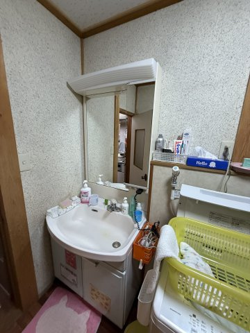 2026/2/9NEW　戸建　高山市大新町3丁目　2200万の独立洗面台