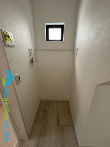 藤沢市石川２期　新築戸建　全３棟４号棟のランドリースペース
