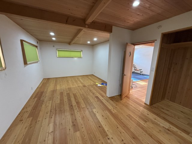 2026/3/22NEW　戸建　高山市国府町広瀬　3480万の洋室