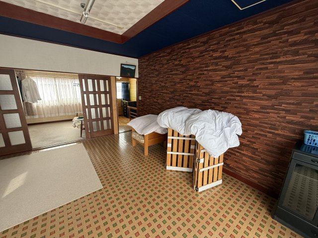 2026/2/1NEW　戸建　高山市新宮町　480万の洋室