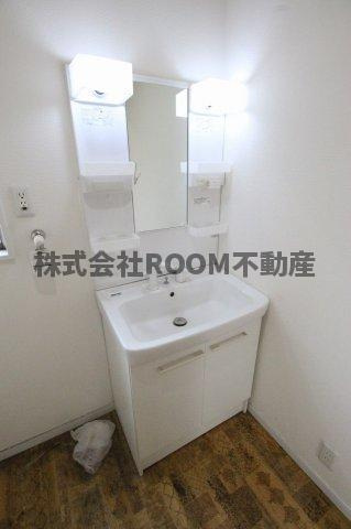 Esperanza　casa(エスペランサカーサ)の独立洗面台|独立洗面化粧台が付いています