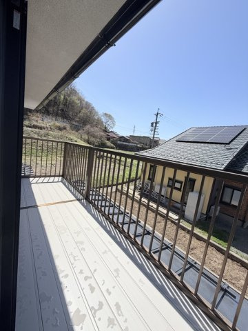 安曇野市明科中川手　中古住宅のバルコニー