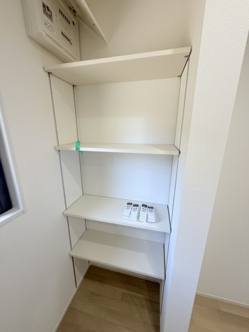安曇野市明科中川手　中古住宅の収納