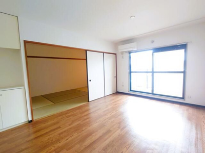 【居間・リビング】 | キャピタルマンション志木 | リビングです