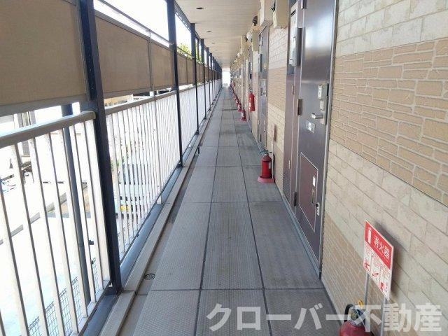 レオパレス富士見のロビー