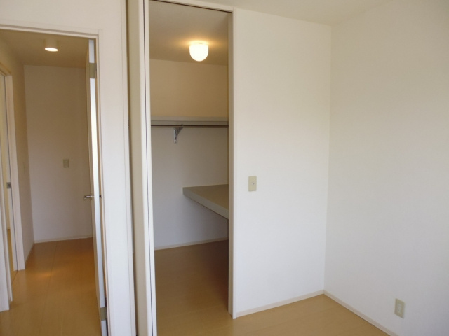 I－RiverＣourt E棟の収納|ウォークインクローゼット