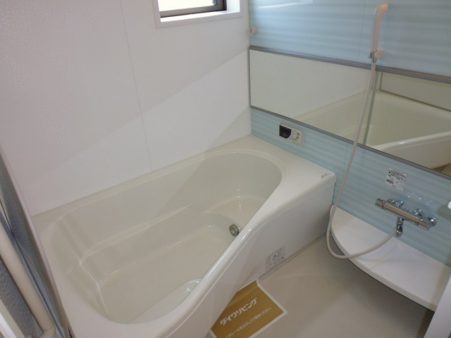 I－RiverＣourt E棟の浴室