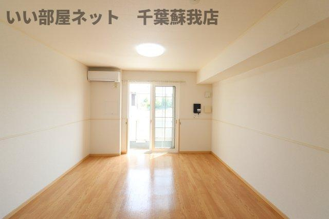 サニーブリーゼの居間・リビング|ゆったり過ごせる居間です