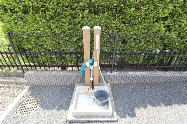 サニーブリーゼのその他共用部分|ペットの足洗い場！